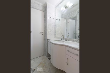 Banheiro Quarto 1 e 2 de apartamento à venda com 3 quartos, 140m² em Santana, São Paulo