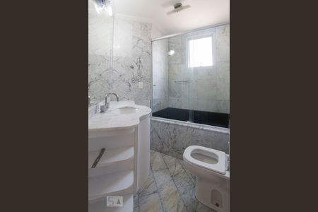 Apartamento à venda com 140m², 3 quartos e 4 vagasBanheiro Suíte
