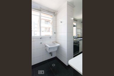 Apartamento à venda com 140m², 3 quartos e 4 vagasLavanderia