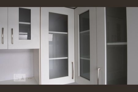 Apartamento para alugar com 130m², 3 quartos e 2 vagas Apartamento para alugar com 130m², 3 quartos e 2 vagasÁrea de Serviço - Armário