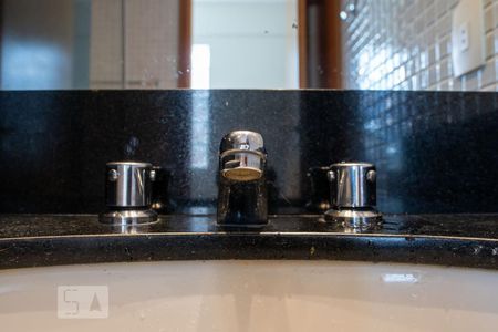 Apartamento para alugar com 130m², 3 quartos e 2 vagas Apartamento para alugar com 130m², 3 quartos e 2 vagasBanheiro - Torneira