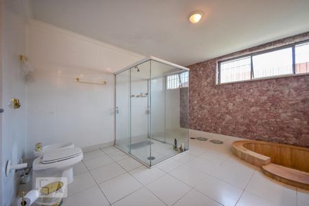 Casa à venda com 500m², 3 quartos e 4 vagasBanheiro do Quarto 3