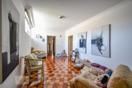 Casa à venda com 500m², 3 quartos e 4 vagasAntessala dos Quartos