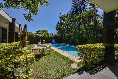 Casa à venda com 500m², 3 quartos e 4 vagasJardim