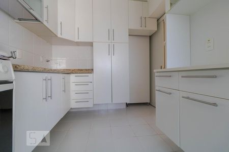 Apartamento à venda com 170m², 3 quartos e 2 vagasCozinha