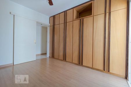 Apartamento à venda com 170m², 3 quartos e 2 vagasSuíte