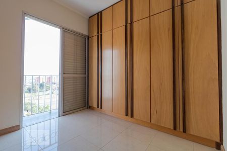 Apartamento à venda com 170m², 3 quartos e 2 vagasQuarto 2