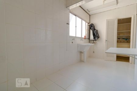 Apartamento à venda com 170m², 3 quartos e 2 vagasÁrea de Serviço