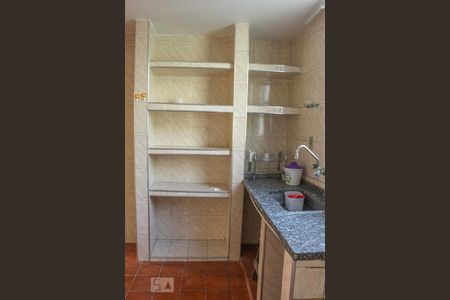 cozinha de apartamento para alugar com 2 quartos, 60m² em Jardim Julieta, São Paulo