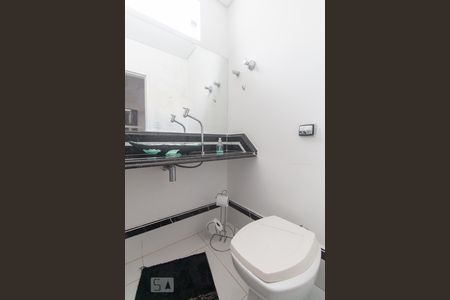 Lavabo de casa para alugar com 4 quartos, 299m² em Vila Formosa, São Paulo