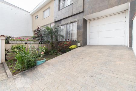 Casa à venda com 299m², 4 quartos e 6 vagasEntrada