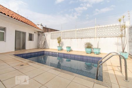 Casa à venda com 299m², 4 quartos e 6 vagasPiscina