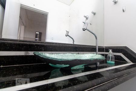 Lavabo de casa para alugar com 4 quartos, 299m² em Vila Formosa, São Paulo
