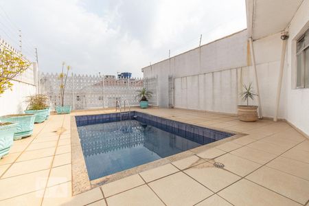 Casa à venda com 299m², 4 quartos e 6 vagasPiscina