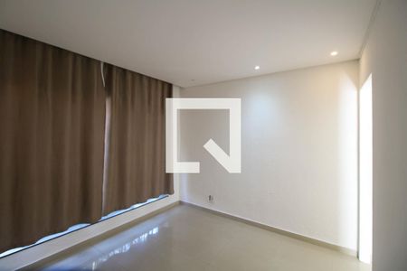 Casa para alugar com 4 quartos, 299m² em Vila Formosa, São Paulo