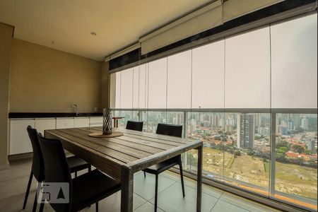 Apartamento para alugar com 51m², 1 quarto e 1 vagaVaranda