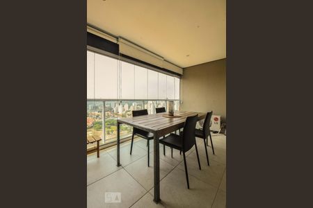 Apartamento para alugar com 51m², 1 quarto e 1 vagaVaranda