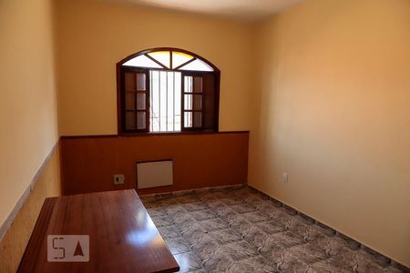 Casa à venda com 364m², 4 quartos e 3 vagasQuarto 2