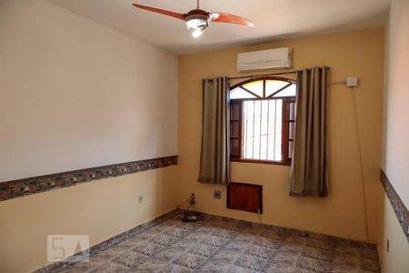 Casa à venda com 364m², 4 quartos e 3 vagasQuarto 1