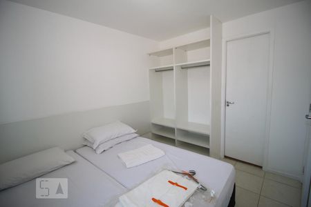 Suíte de apartamento para alugar com 2 quartos, 55m² em Curicica, Rio de Janeiro