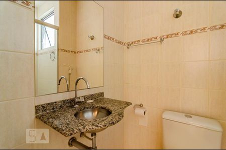 Banheiro de apartamento para alugar com 3 quartos, 140m² em União, Belo Horizonte