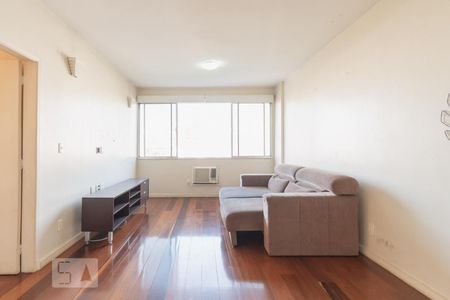 Sala de apartamento para alugar com 3 quartos, 90m² em Botafogo, Rio de Janeiro