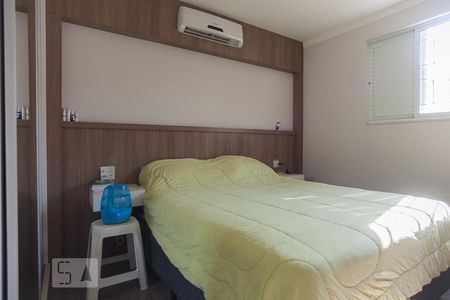 Casa à venda com 270m², 4 quartos e 8 vagasFundo - suíte