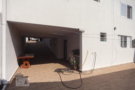 Casa à venda com 270m², 4 quartos e 8 vagasQuintal do fundo