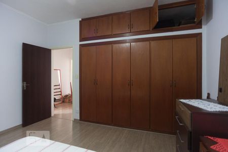 Casa à venda com 270m², 4 quartos e 8 vagasQuarto