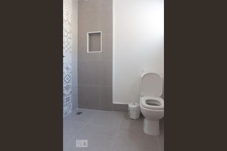 Banheiro de casa à venda com 4 quartos, 270m² em Jardim Magnólia, Campinas