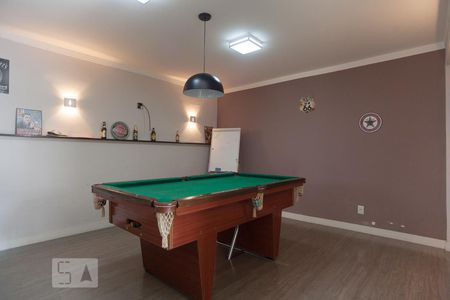 Casa à venda com 270m², 4 quartos e 8 vagasFundo - Sala