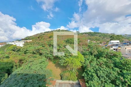 Apartamento à venda com 70m², 3 quartos e 1 vaga Apartamento à venda com 70m², 3 quartos e 1 vagaVista