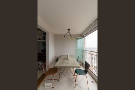 Varanda gourmet de apartamento para alugar com 2 quartos, 64m² em Parque Imperial, São Paulo