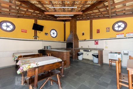 Apartamento à venda com 54m², 2 quartos e 1 vagaChurrasqueira