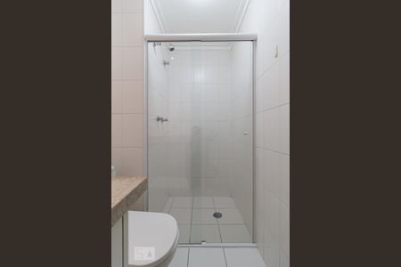 Banheiro de apartamento à venda com 2 quartos, 72m² em Vila Romana, São Paulo