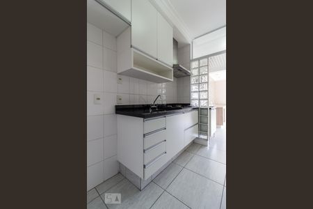 Apartamento à venda com 72m², 2 quartos e 1 vagaCozinha