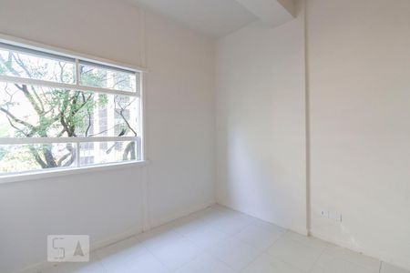 Apartamento à venda com 35m², 1 quarto e sem vagaQuarto
