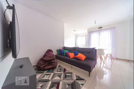 Apartamento à venda com 61m², 3 quartos e 1 vaga Apartamento à venda com 61m², 3 quartos e 1 vagaSala de Video