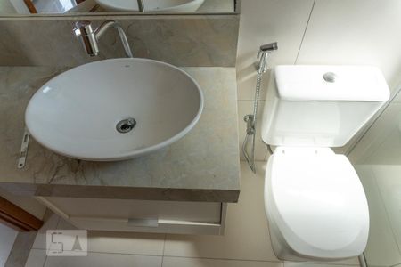 Apartamento para alugar com 88m², 3 quartos e 2 vagasDetalhe do Banheiro da Suite