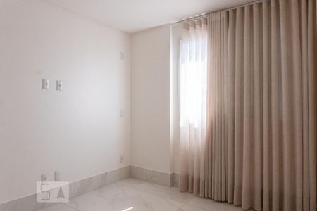 Apartamento para alugar com 88m², 3 quartos e 2 vagasQuarto 2