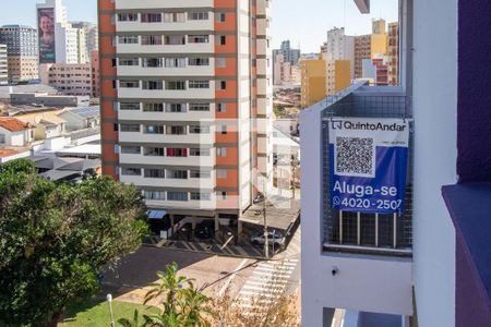 Apartamento à venda com 62m², 1 quarto e 1 vagaPlaquinha
