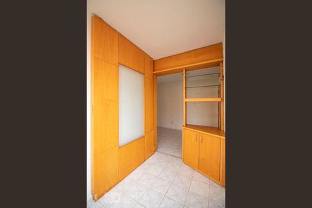 Sala de apartamento à venda com 3 quartos, 75m² em Paraíso, Belo Horizonte