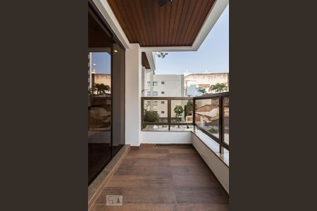 Sacada de apartamento para alugar com 3 quartos, 135m² em Vila Pompéia, São Paulo
