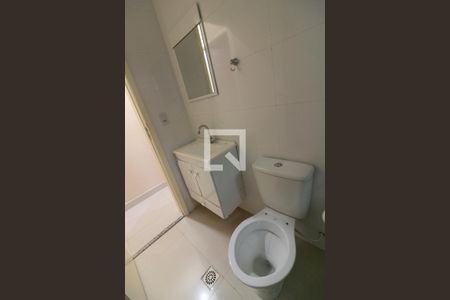 Casa para alugar com 30m², 1 quarto e sem vaga Casa para alugar com 30m², 1 quarto e sem vagaBanheiro
