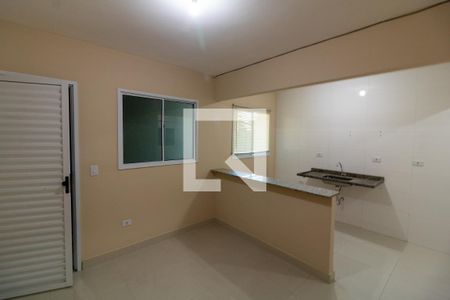 Casa para alugar com 30m², 1 quarto e sem vaga Casa para alugar com 30m², 1 quarto e sem vagasala/ quarto /cozinha
