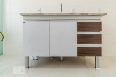 Apartamento à venda com 47m², 2 quartos e 1 vaga Apartamento à venda com 47m², 2 quartos e 1 vagaCozinha - Armários
