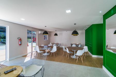 Apartamento à venda com 47m², 2 quartos e 1 vaga Apartamento à venda com 47m², 2 quartos e 1 vagaÁrea comum - Salão de festas