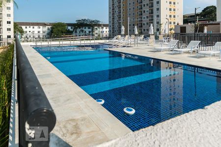 Apartamento à venda com 47m², 2 quartos e 1 vaga Apartamento à venda com 47m², 2 quartos e 1 vagaÁrea comum - Piscina