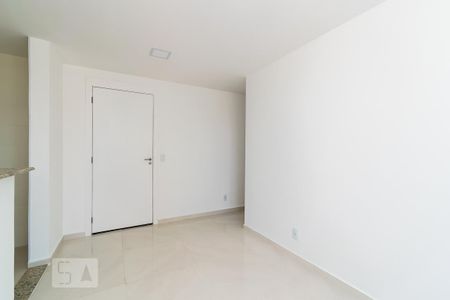 Sala de apartamento à venda com 2 quartos, 47m² em Irajá, Rio de Janeiro