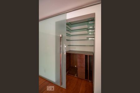 Sala de apartamento para alugar com 4 quartos, 200m² em Funcionários , Belo Horizonte